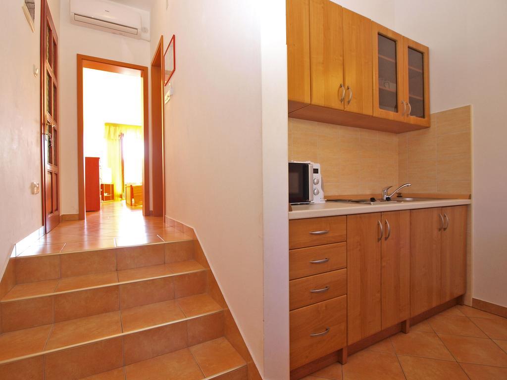 Apartments Lidija 1305 プーラ エクステリア 写真